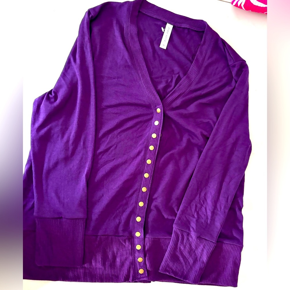 New w/o tags~Zenana Outfitters Purple Button Up Sweater. Very Soft Knit.